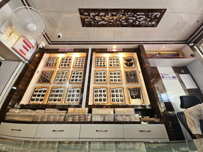 Balaji Jewellers & Pawn Broker - Madipakkam